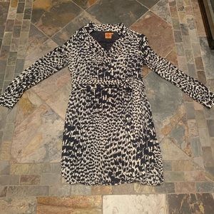Tory Burch - Size 8 - Shirtdress